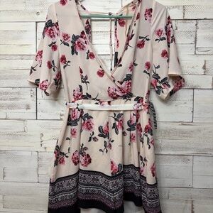 Three Pink Hearts floral romper XL womens spring summer